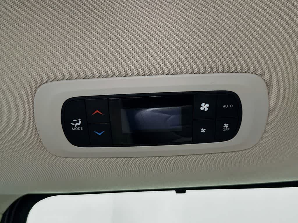 2021 Chrysler Pacifica Touring L 13