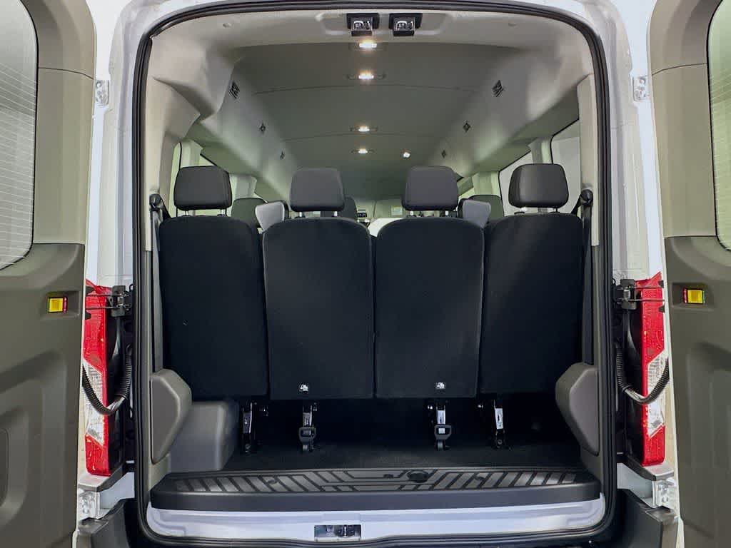 Thumbnail: 2025 Ford Econoline - 18