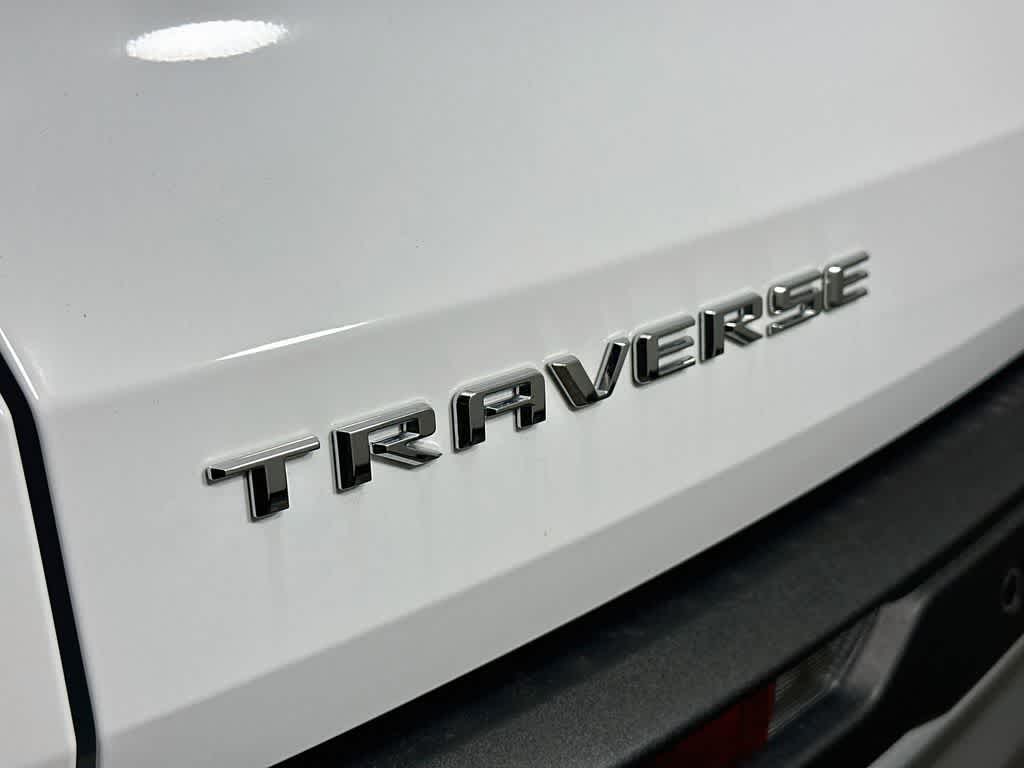 Thumbnail: 2025 Chevrolet Traverse - 7