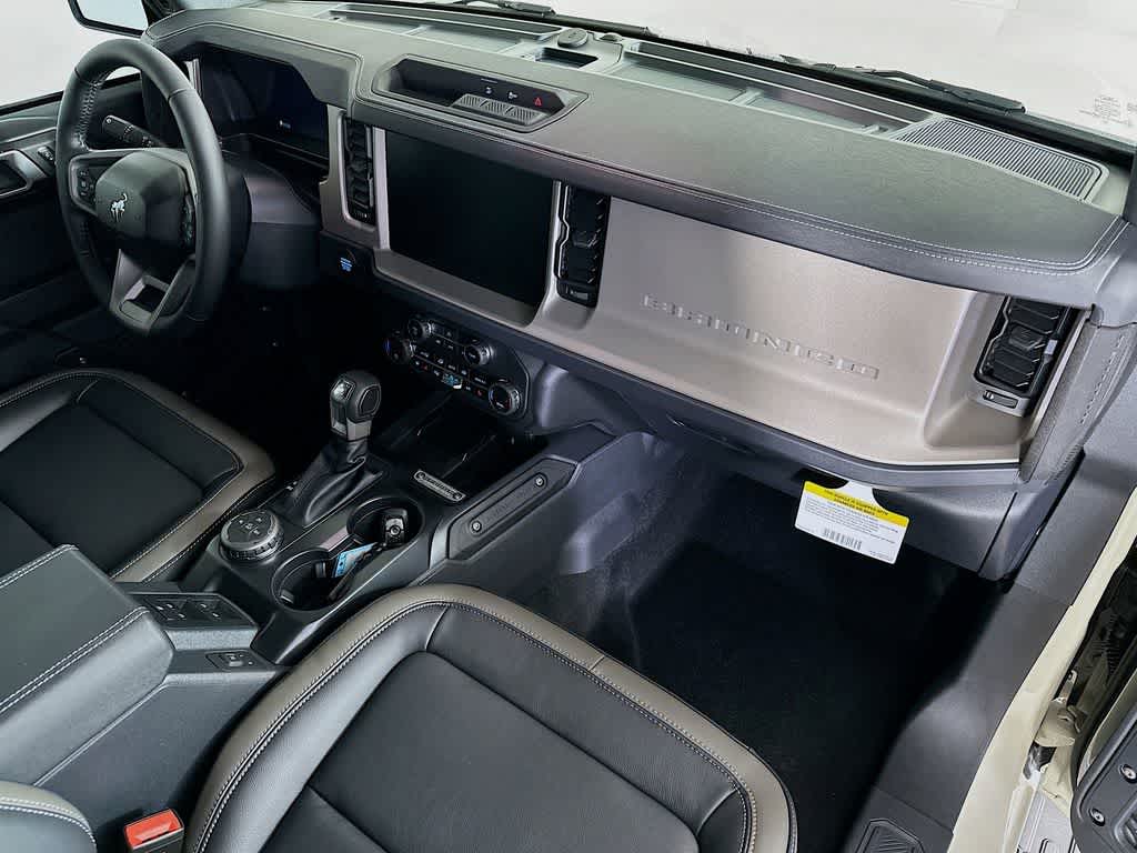 Thumbnail: 2025 Ford Bronco - 32