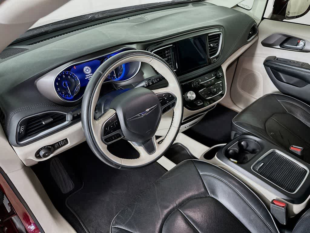 Thumbnail: 2019 Chrysler Pacifica - 2