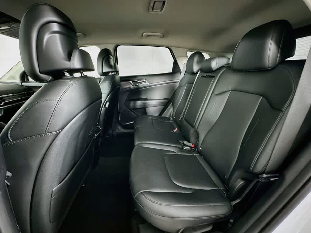 Thumbnail: 2025 Kia Sportage - 13