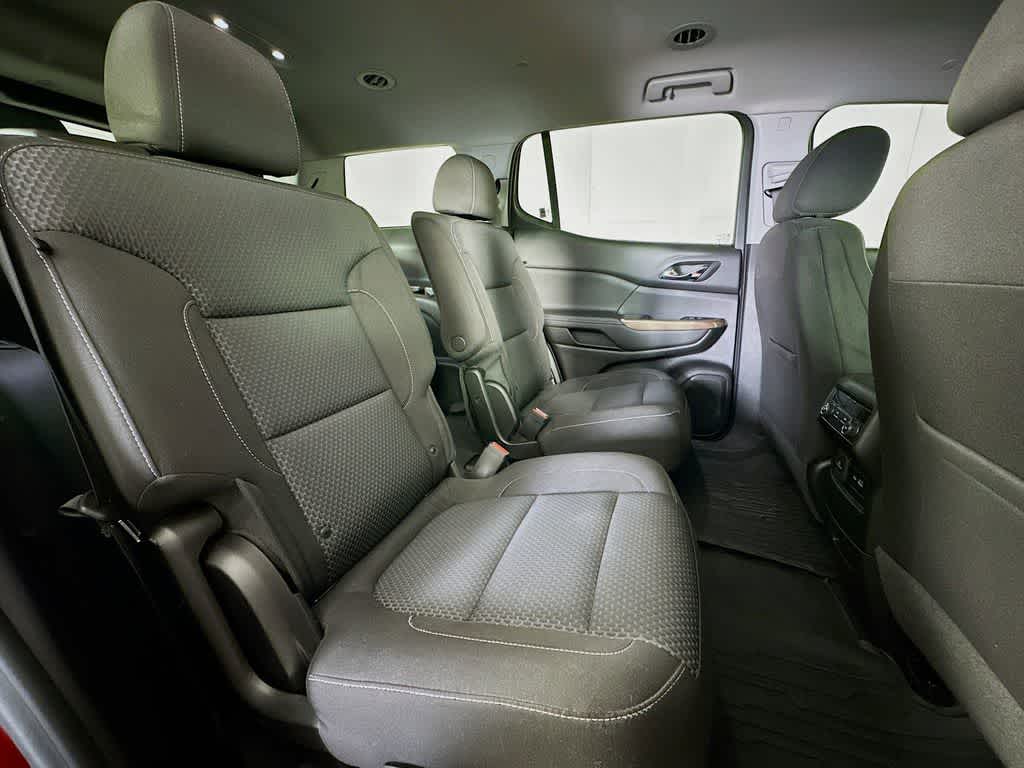 Thumbnail: 2023 GMC Acadia - 31