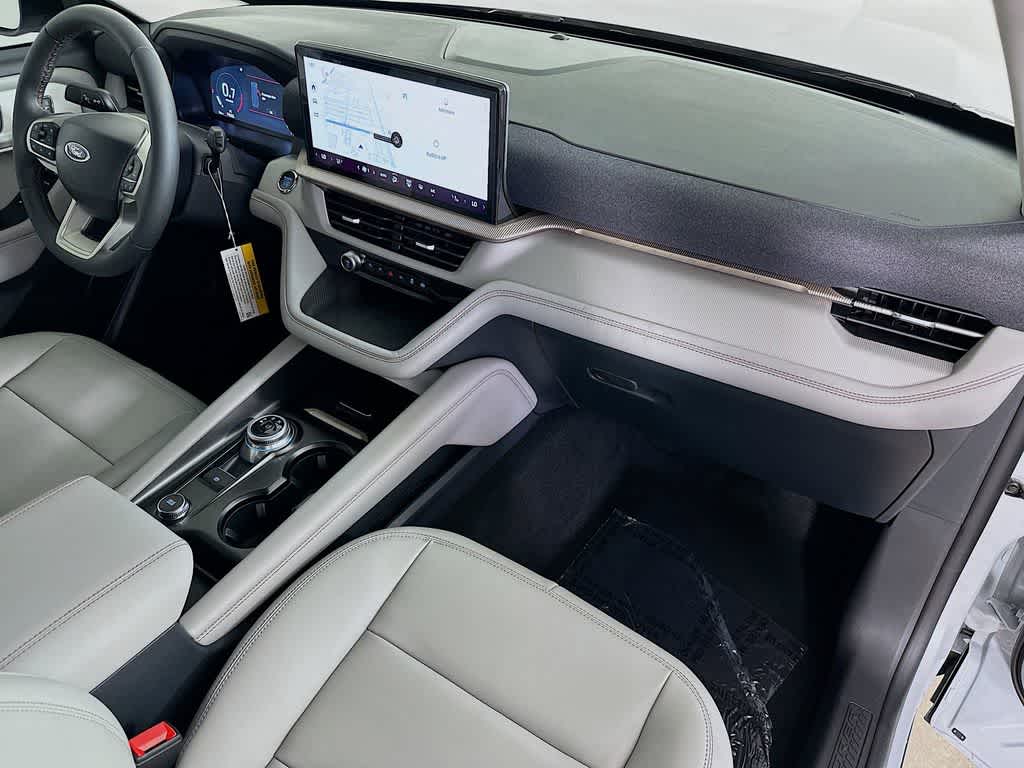 Thumbnail: 2025 Ford Explorer - 33