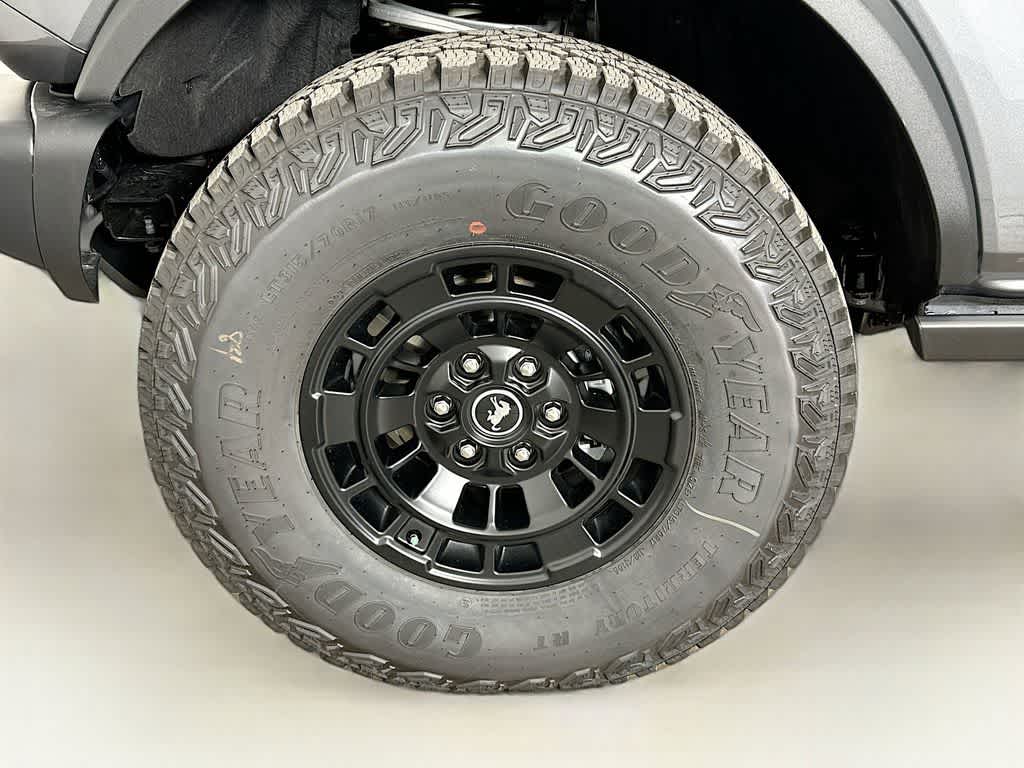 Thumbnail: 2026 Ford Bronco - 8