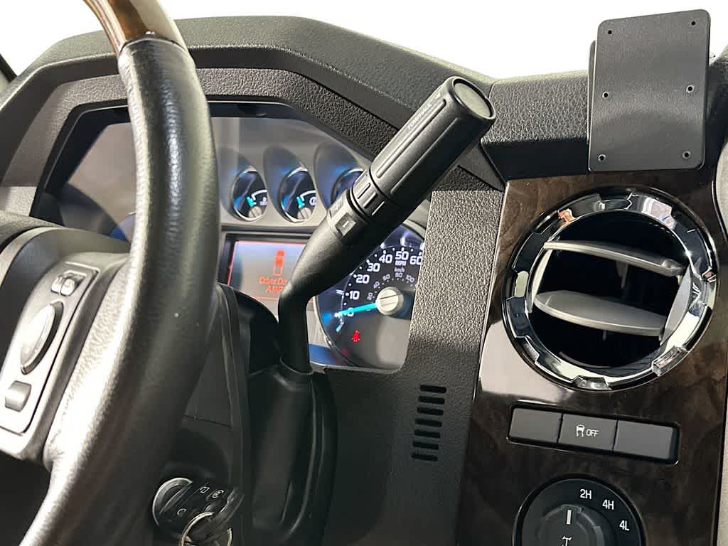 2013 Ford Econoline E-250 19
