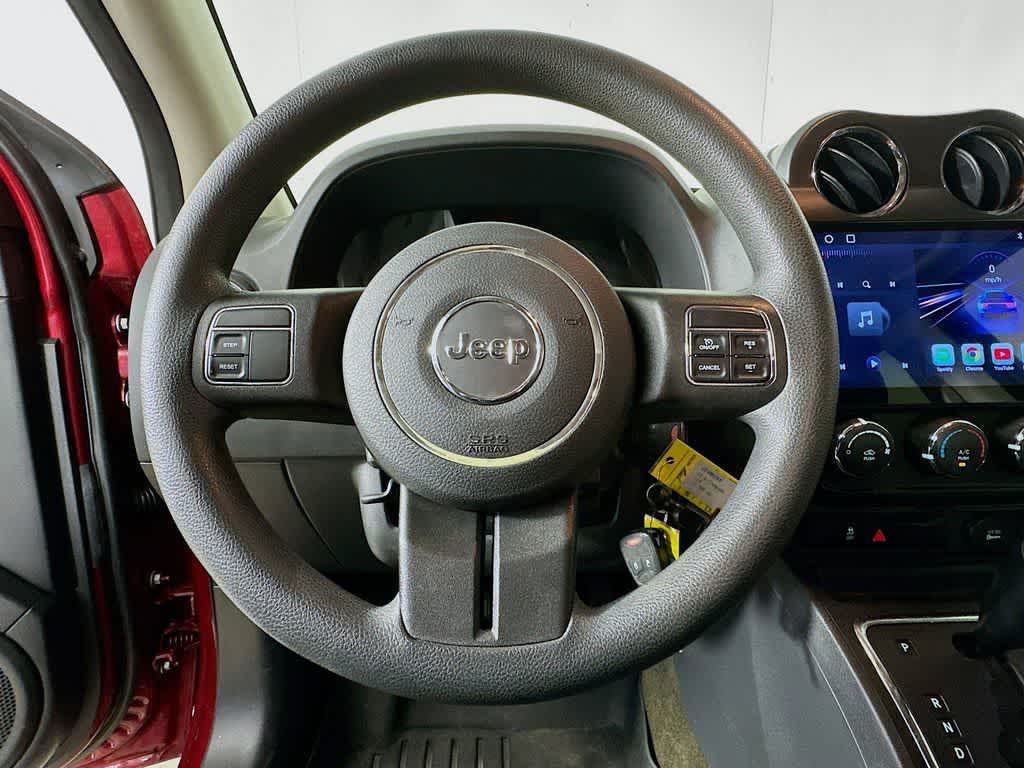 Thumbnail: 2016 Jeep Compass - 14