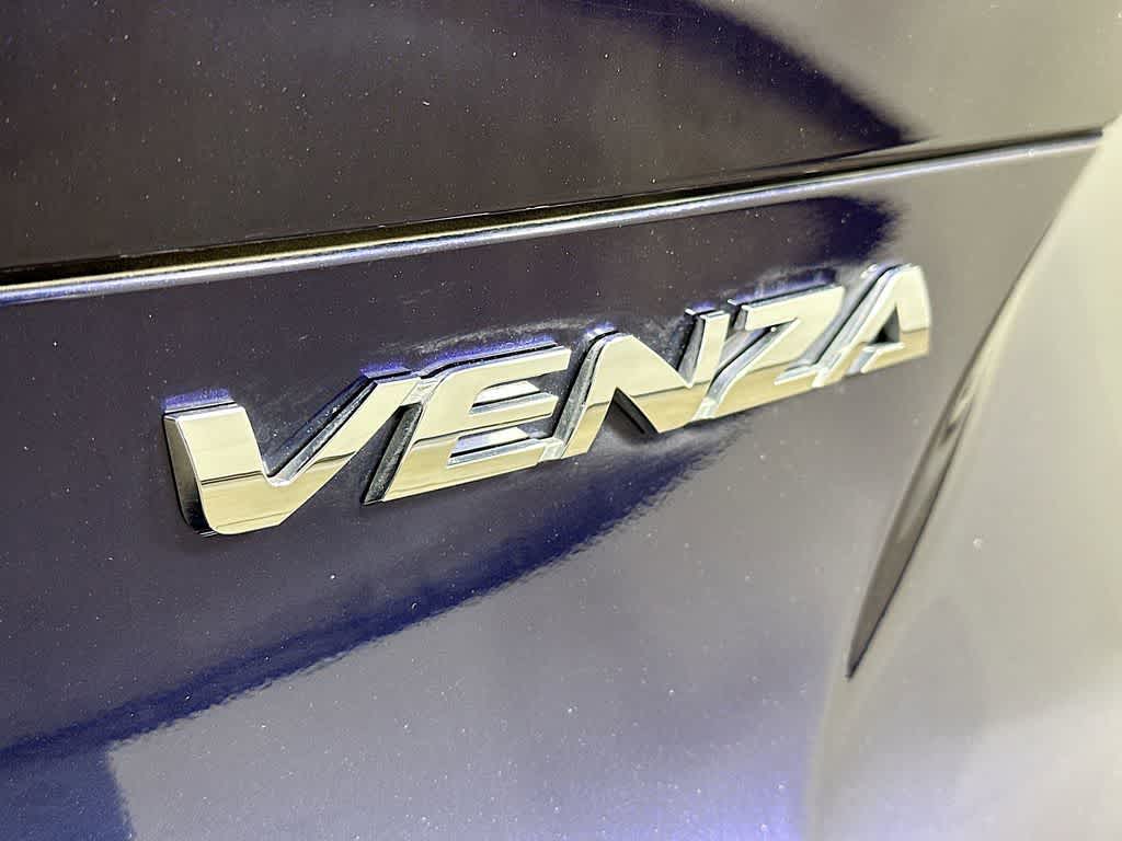 Thumbnail: 2023 Toyota Venza - 7
