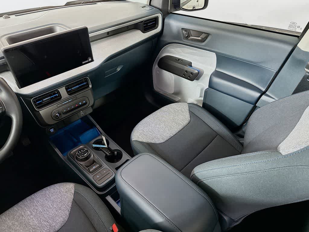 Thumbnail: 2025 Ford Maverick - 11