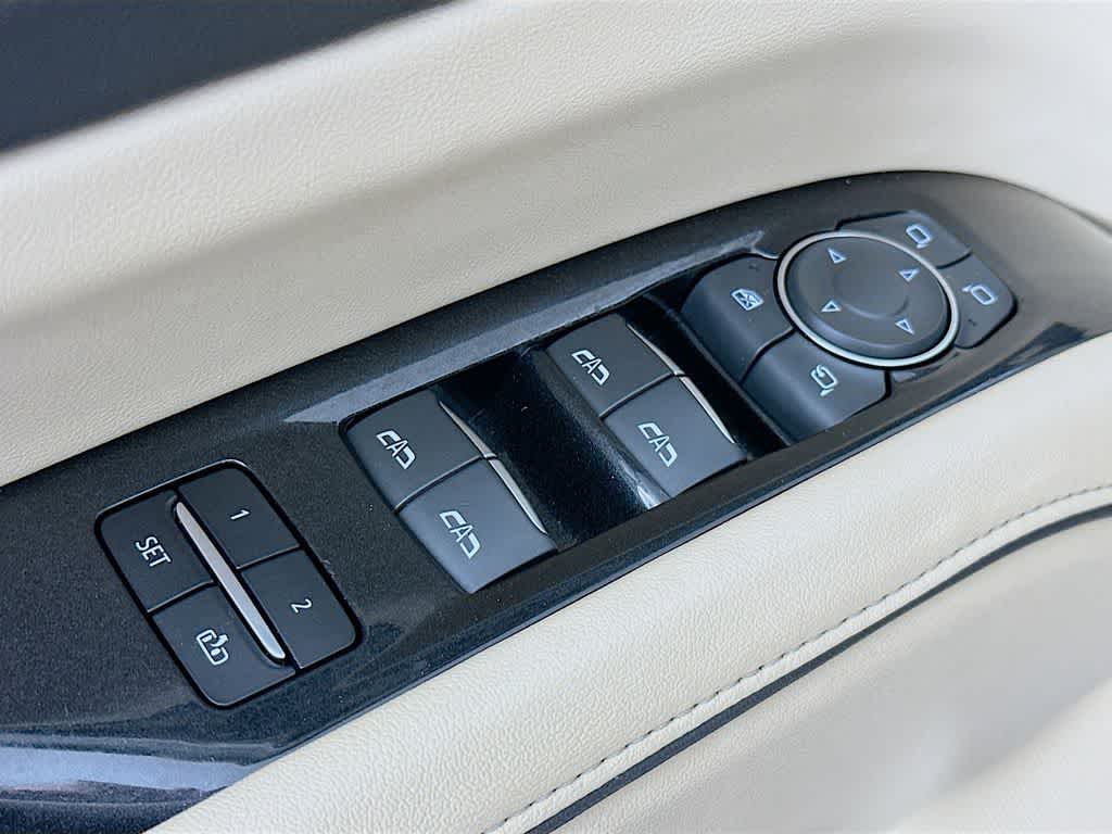 Thumbnail: 2021 Cadillac Escalade - 30