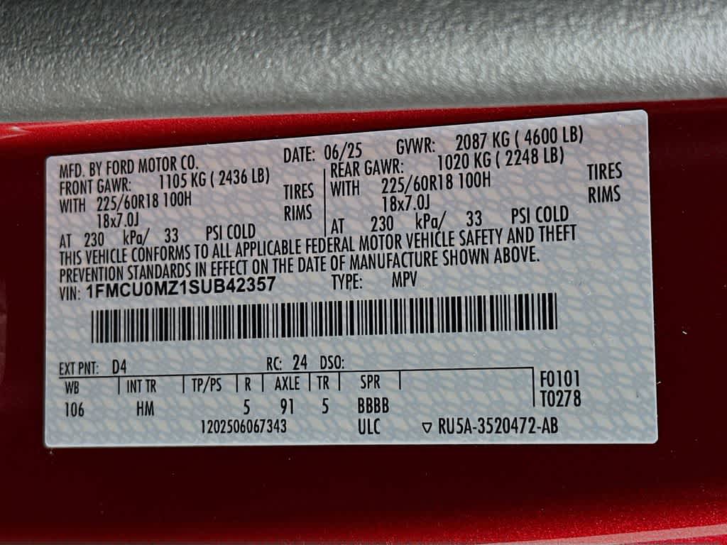 2025 Ford Escape ST-Line 22