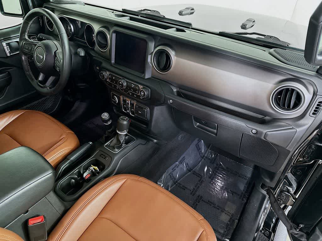 Thumbnail: 2021 Jeep Gladiator - 31