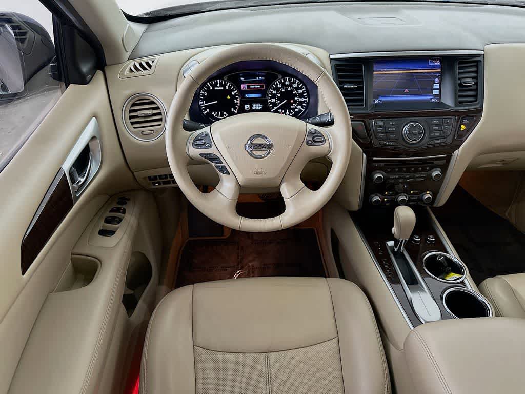 Thumbnail: 2015 Nissan Pathfinder - 10