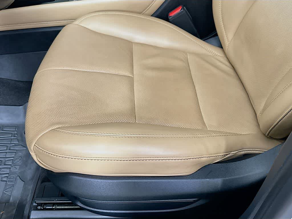 Thumbnail: 2021 Lincoln Corsair - 32