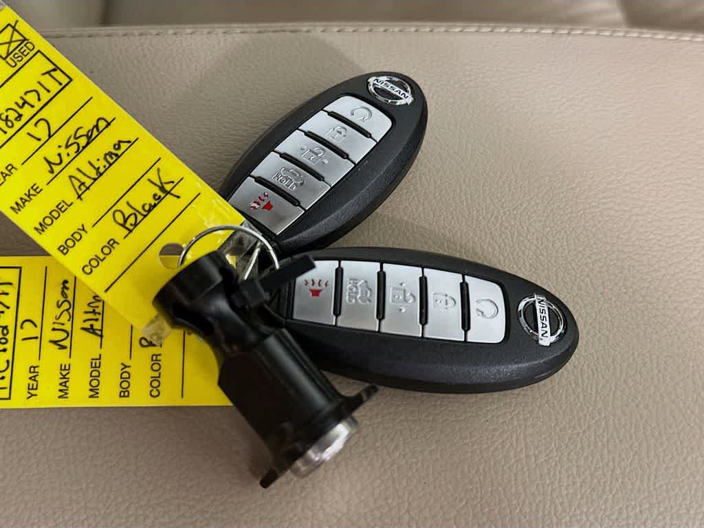 Thumbnail: 2017 Nissan Altima - 22