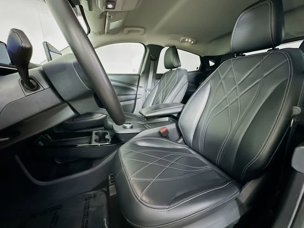 Thumbnail: 2022 Ford Mustang Mach-E - 11