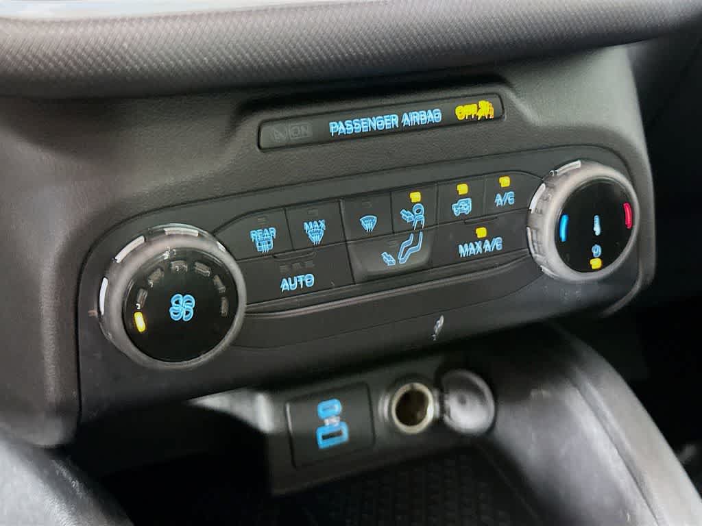 Thumbnail: 2022 Ford Bronco Sport - 18