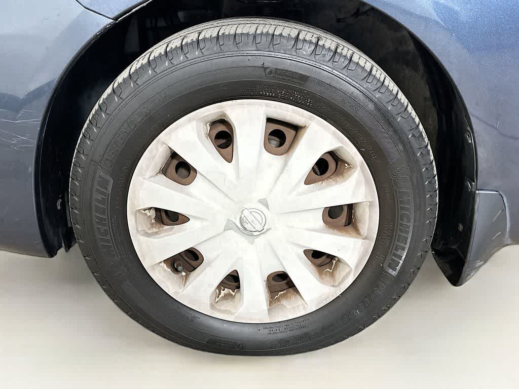 Thumbnail: 2015 Nissan Versa - 8