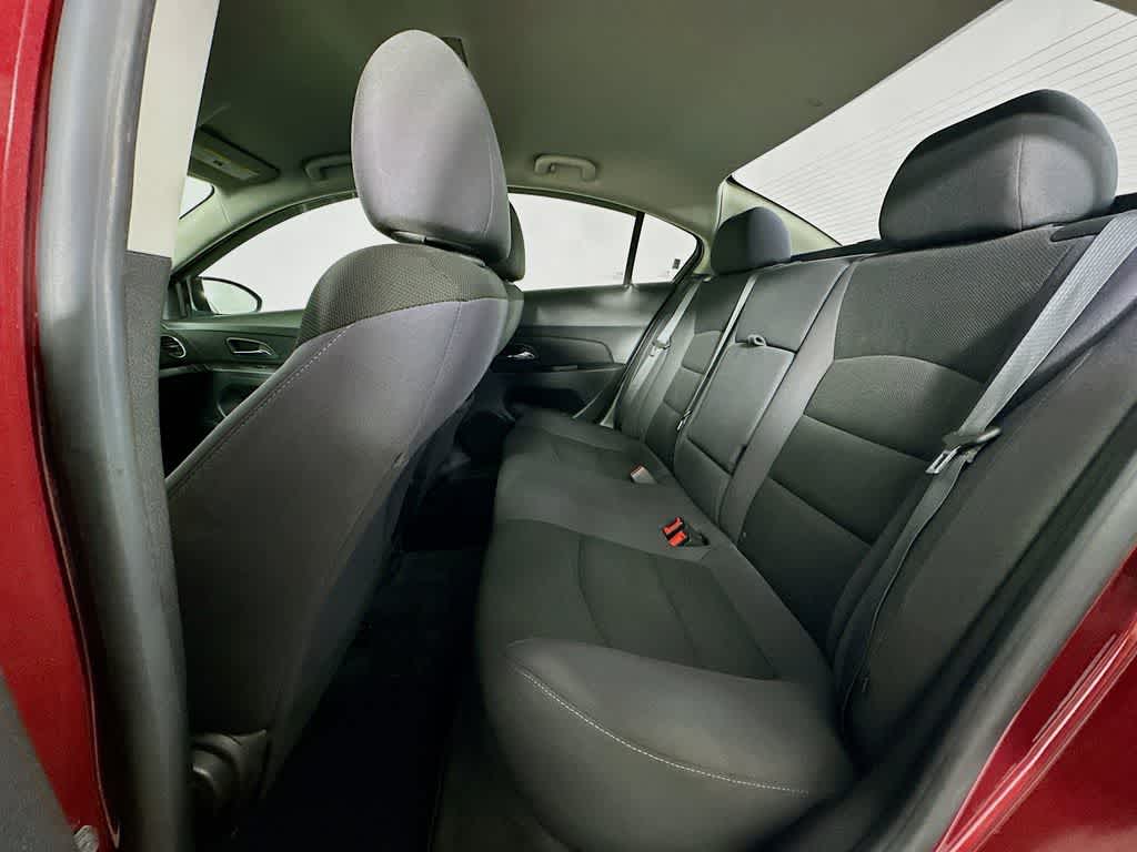 Thumbnail: 2015 Chevrolet Cruze - 13
