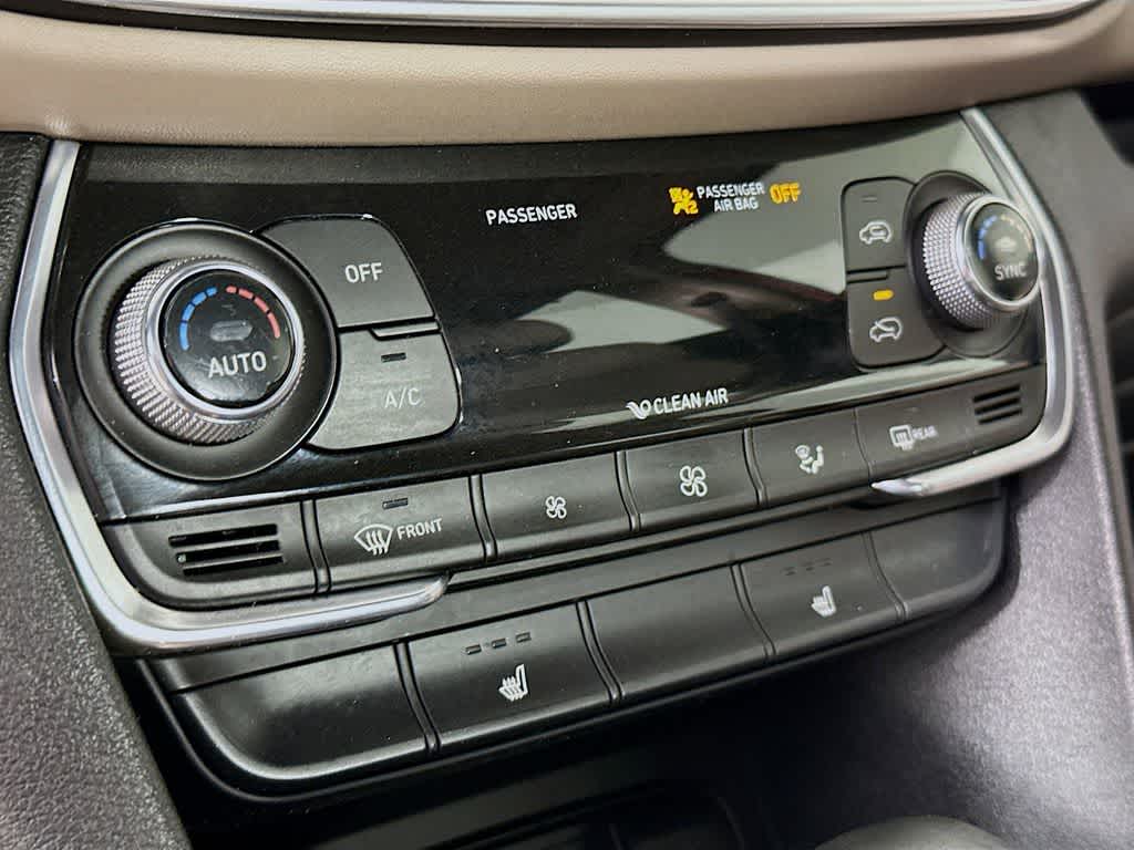 Thumbnail: 2020 Hyundai Santa Fe - 17
