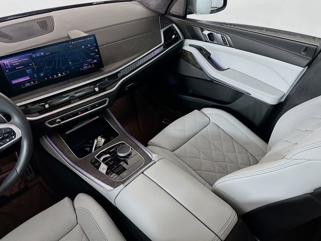 Thumbnail: 2024 BMW X5 - 11
