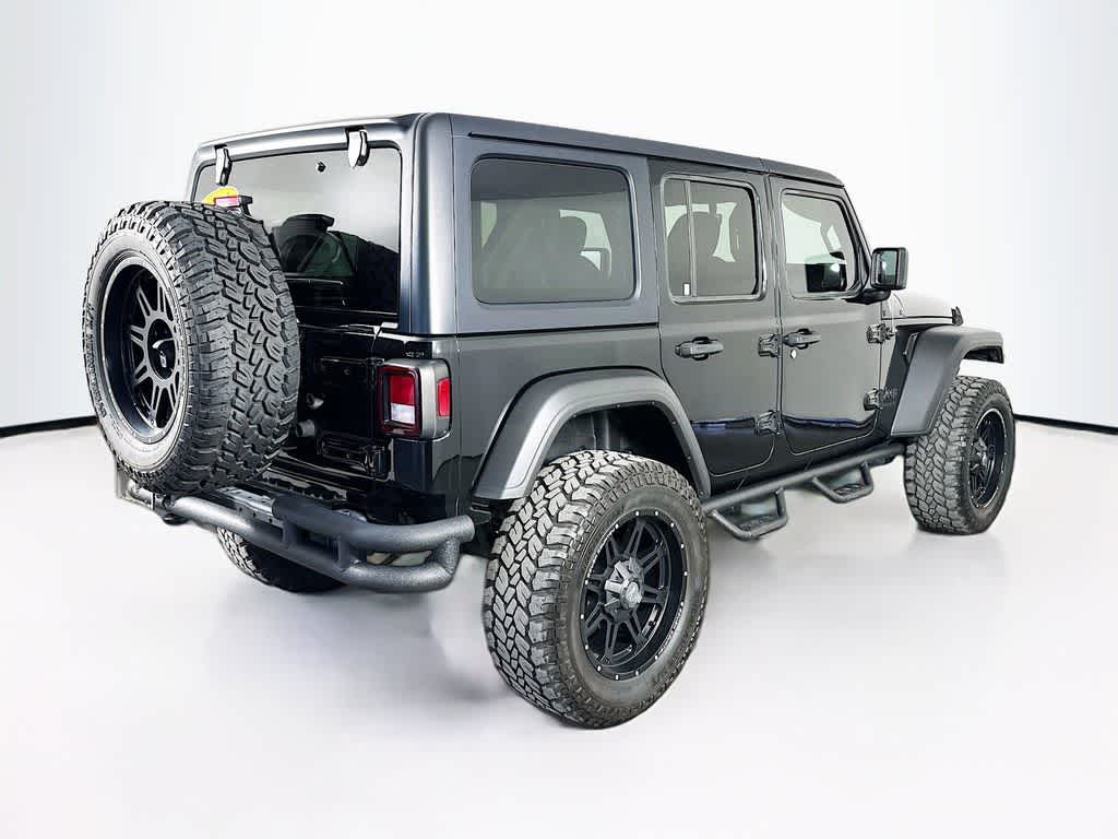 Thumbnail: 2021 Jeep Wrangler - 25