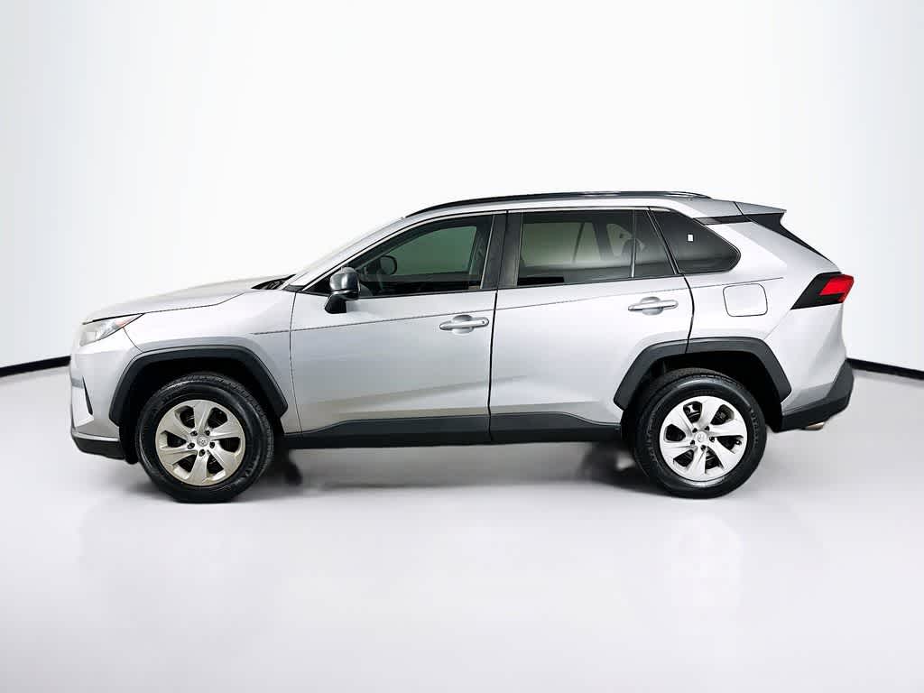 Thumbnail: 2019 Toyota RAV4 - 3