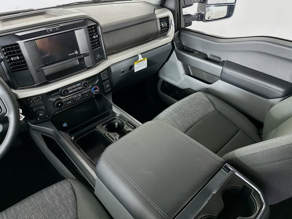 Thumbnail: 2026 Ford F-250 - 11