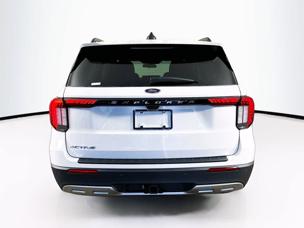 Thumbnail: 2026 Ford Explorer - 5