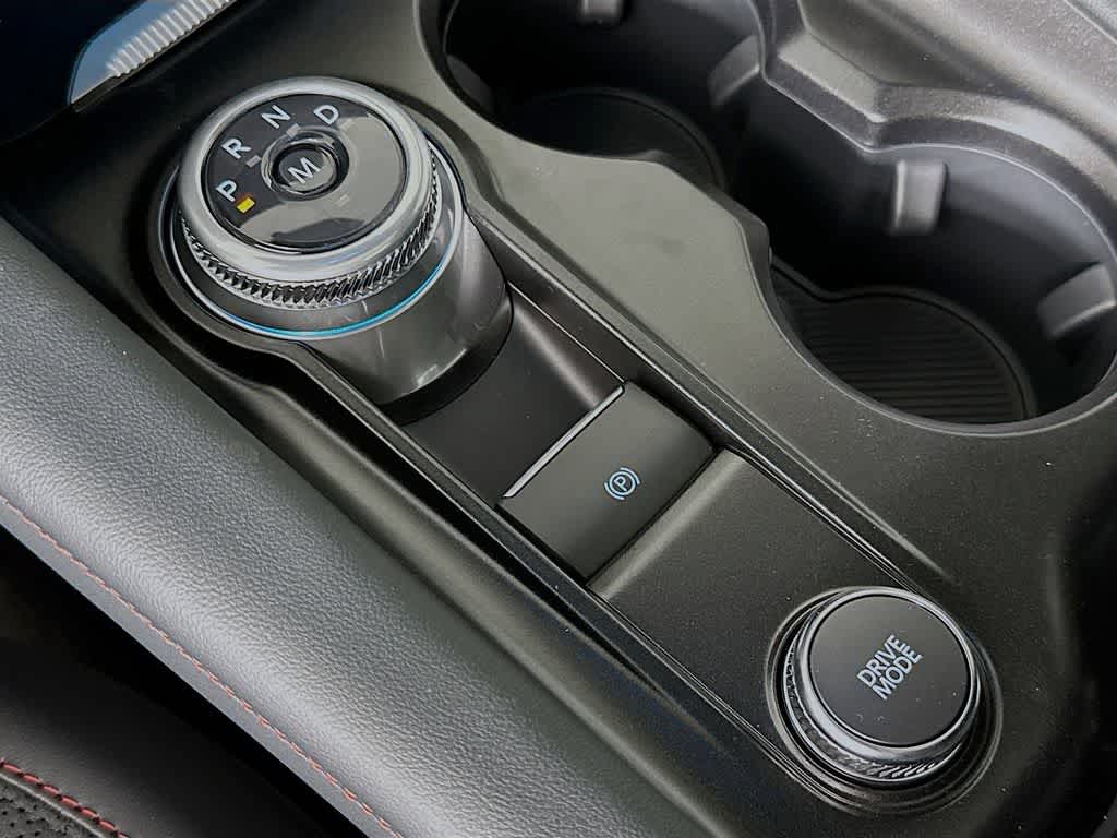 2025 Ford Explorer ST 18