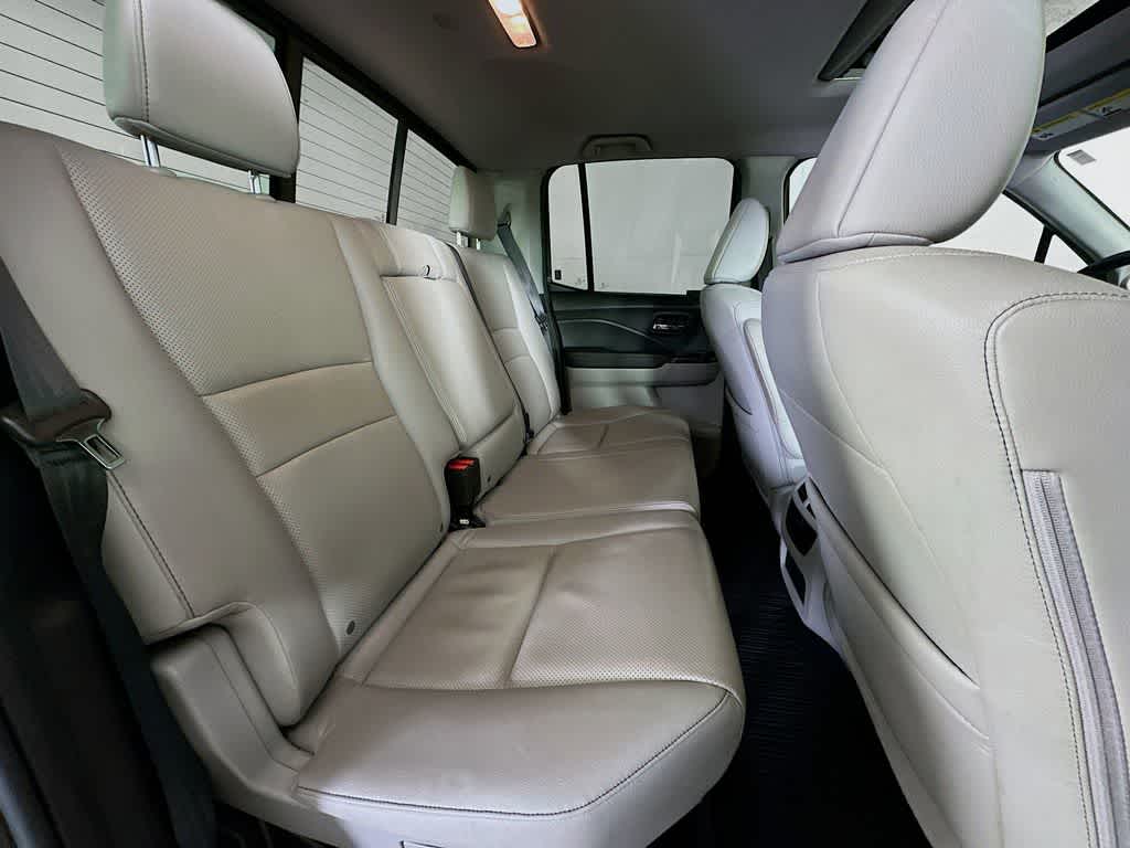 Thumbnail: 2022 Honda Ridgeline - 32