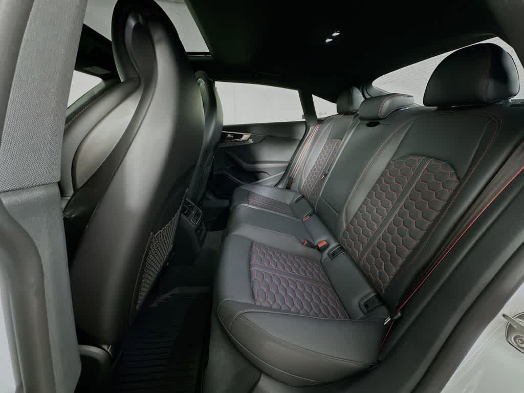 Thumbnail: 2024 Audi RS 5 - 13