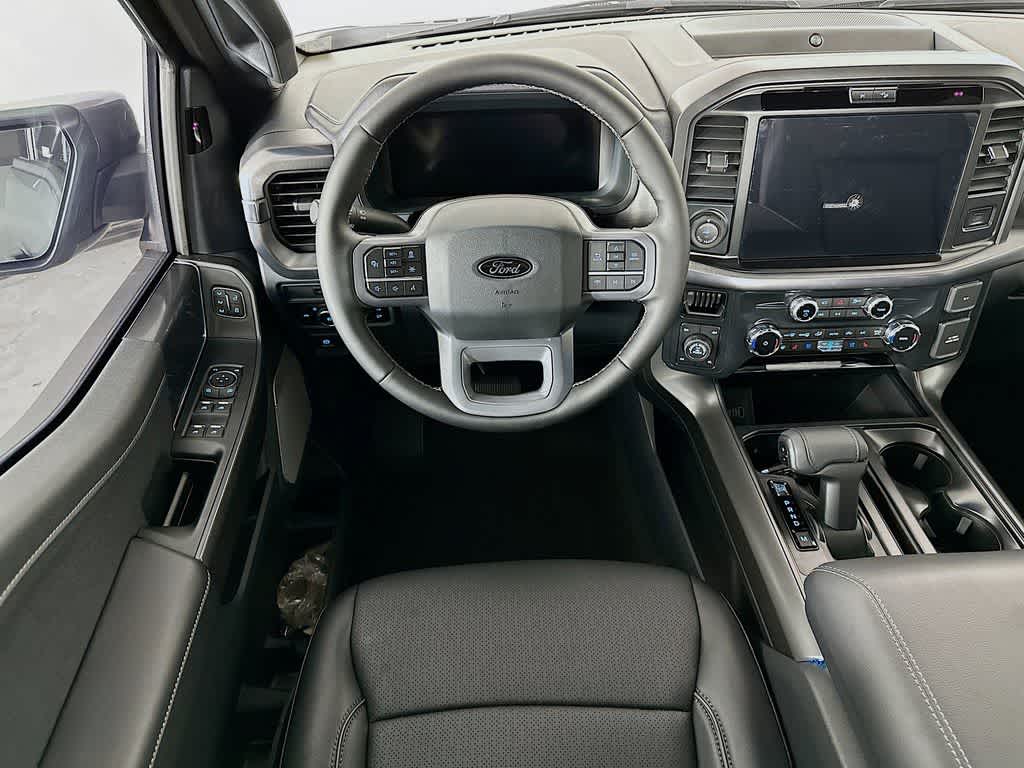 2025 Ford F-150 Lariat 10