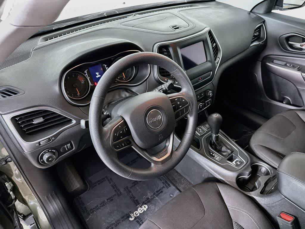 Thumbnail: 2019 Jeep Cherokee - 2
