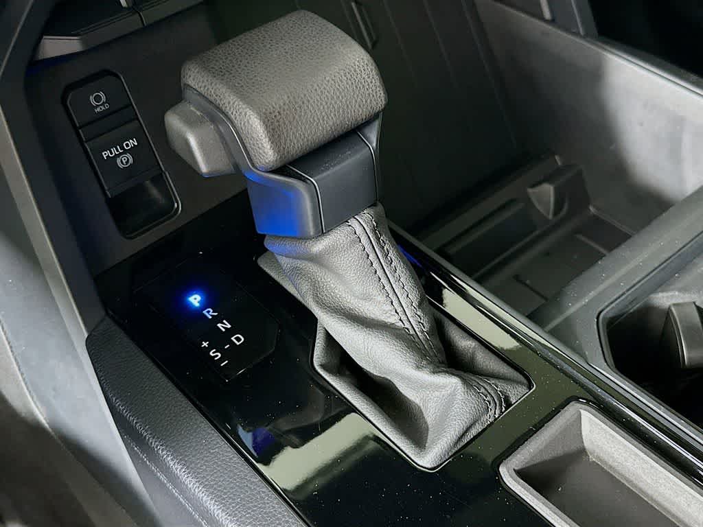 2022 Toyota Tundra SR 18