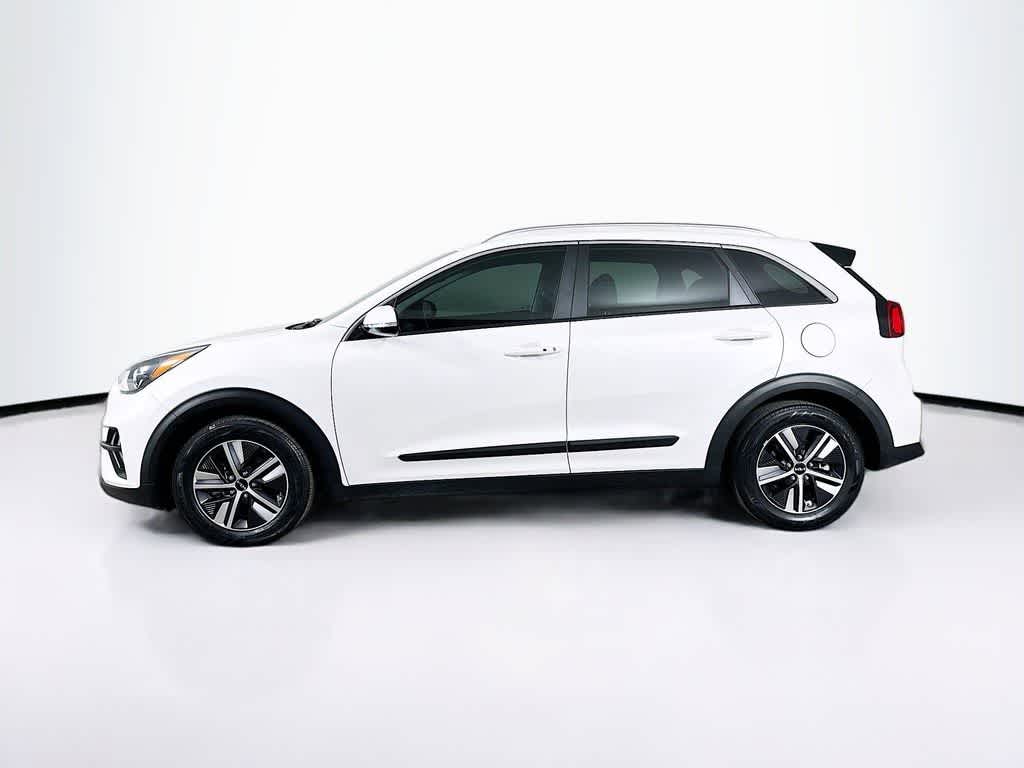 Thumbnail: 2022 Kia Niro - 3