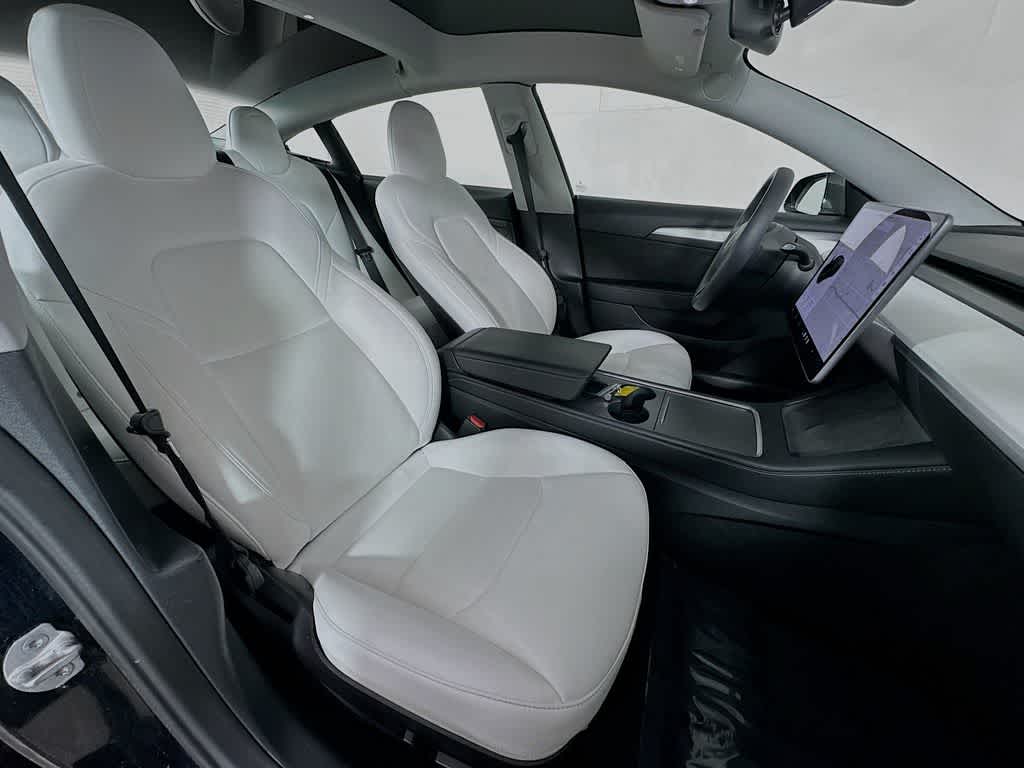 Thumbnail: 2021 Tesla Model 3 - 14