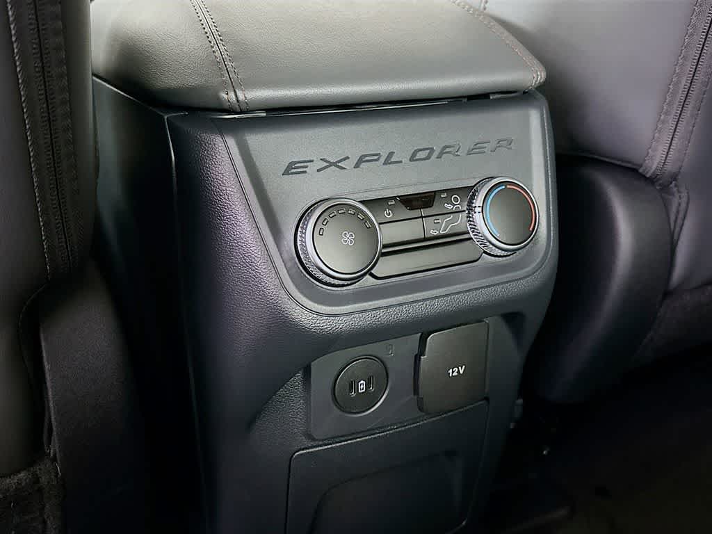 Thumbnail: 2026 Ford Explorer - 12