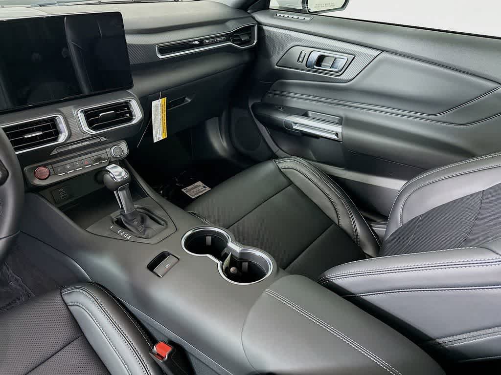 Thumbnail: 2026 Ford Mustang - 11