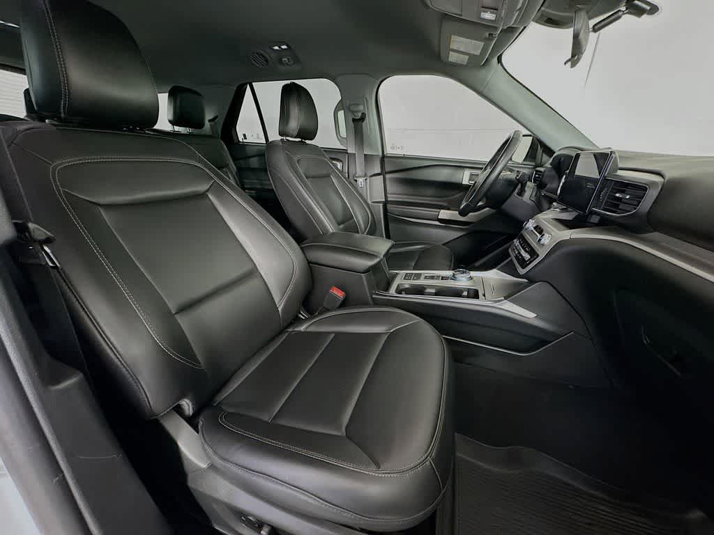 Thumbnail: 2023 Ford Explorer - 14