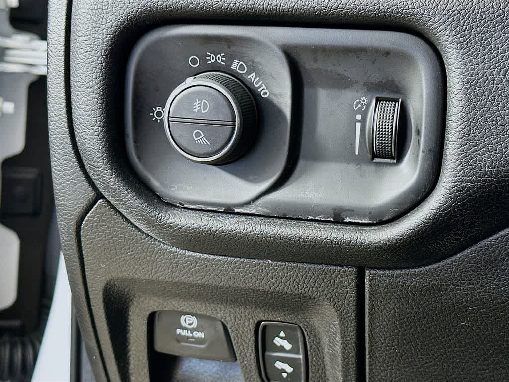 Thumbnail: 2020 RAM 1500 - 27