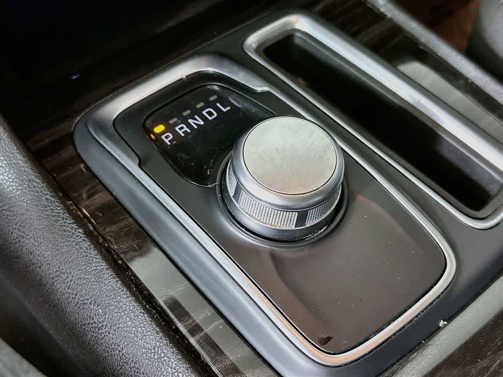 Thumbnail: 2015 Chrysler 300 - 19