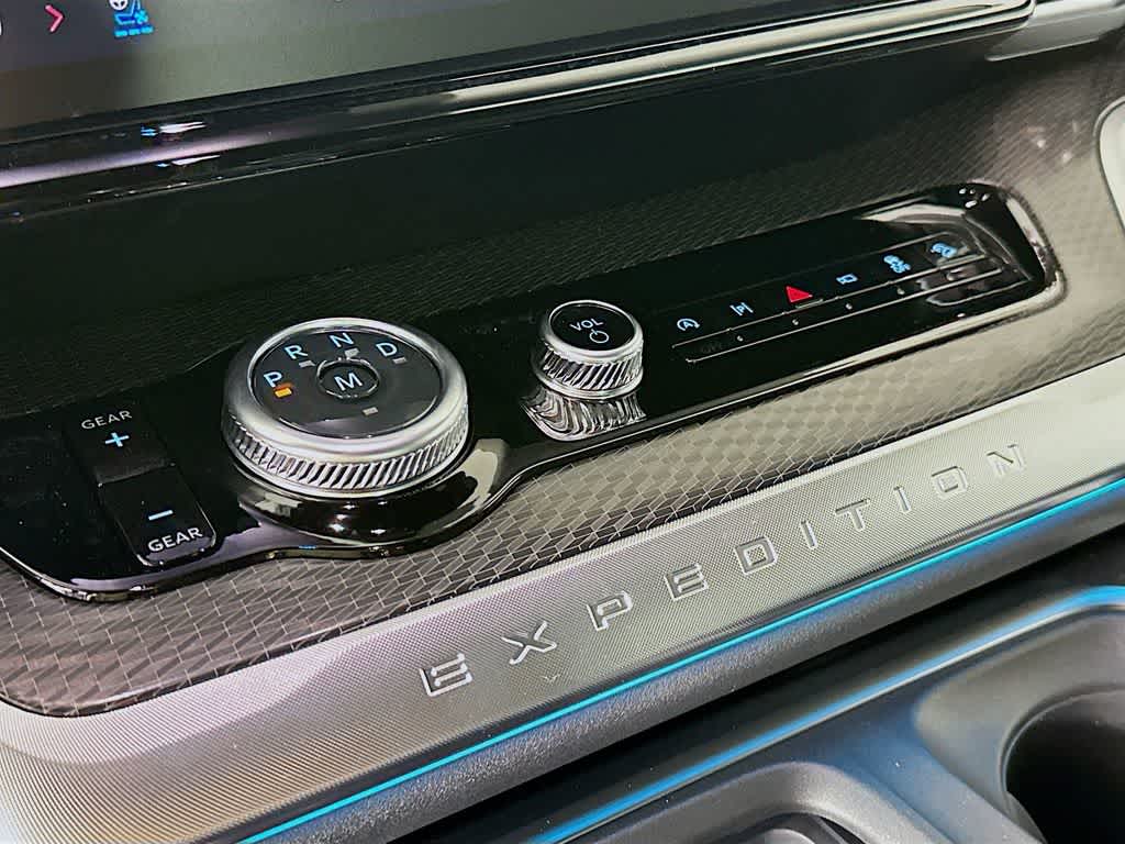 Thumbnail: 2026 Ford Expedition - 18