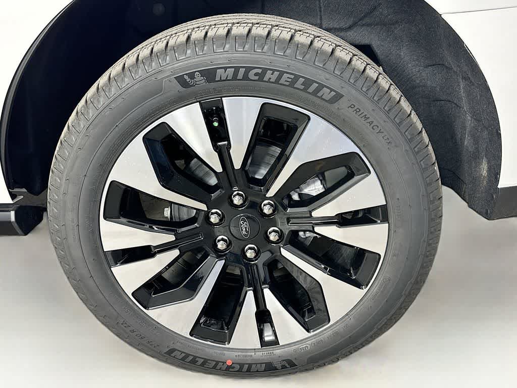 Thumbnail: 2026 Ford Expedition - 8