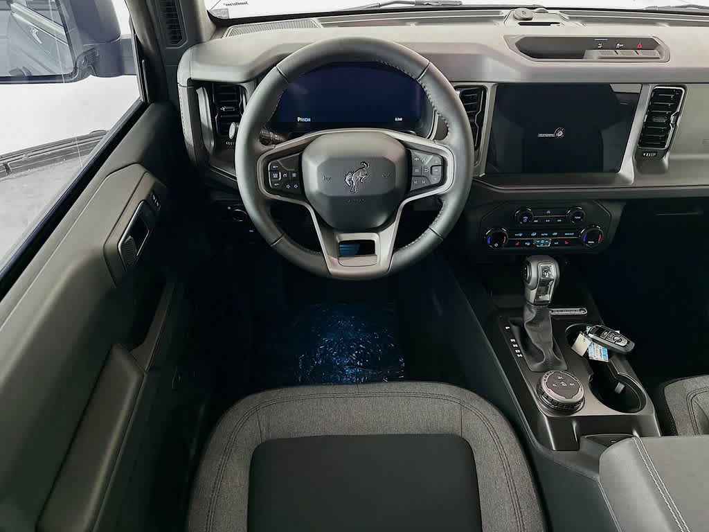 Thumbnail: 2025 Ford Bronco - 10