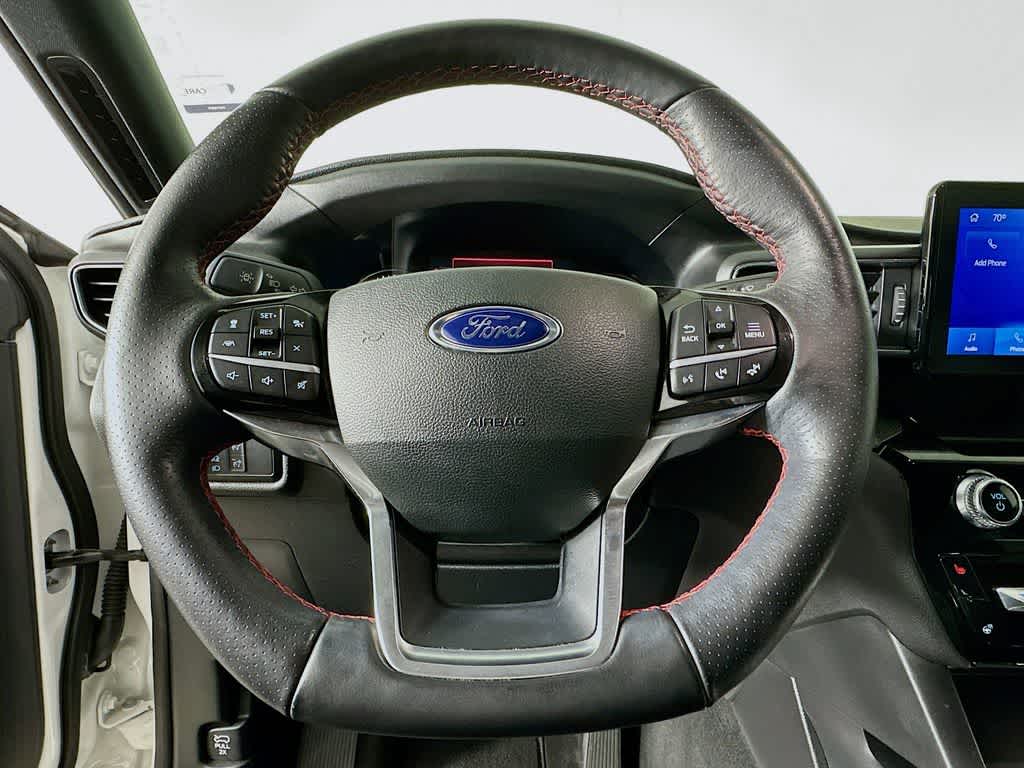 Thumbnail: 2022 Ford Explorer - 16