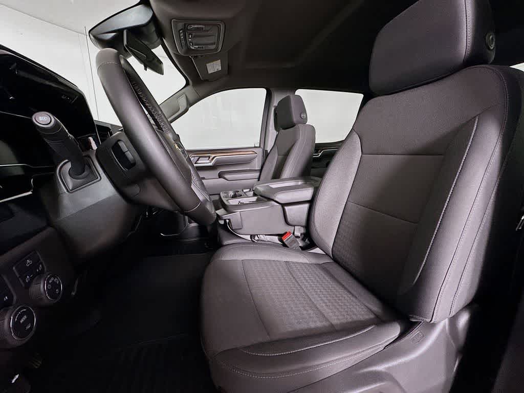 Thumbnail: 2025 Chevrolet Silverado 1500 - 12