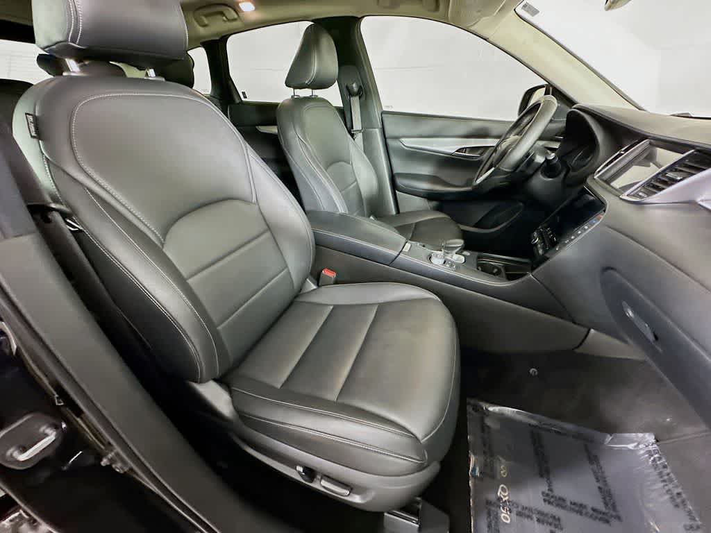 Thumbnail: 2019 INFINITI QX50 - 15