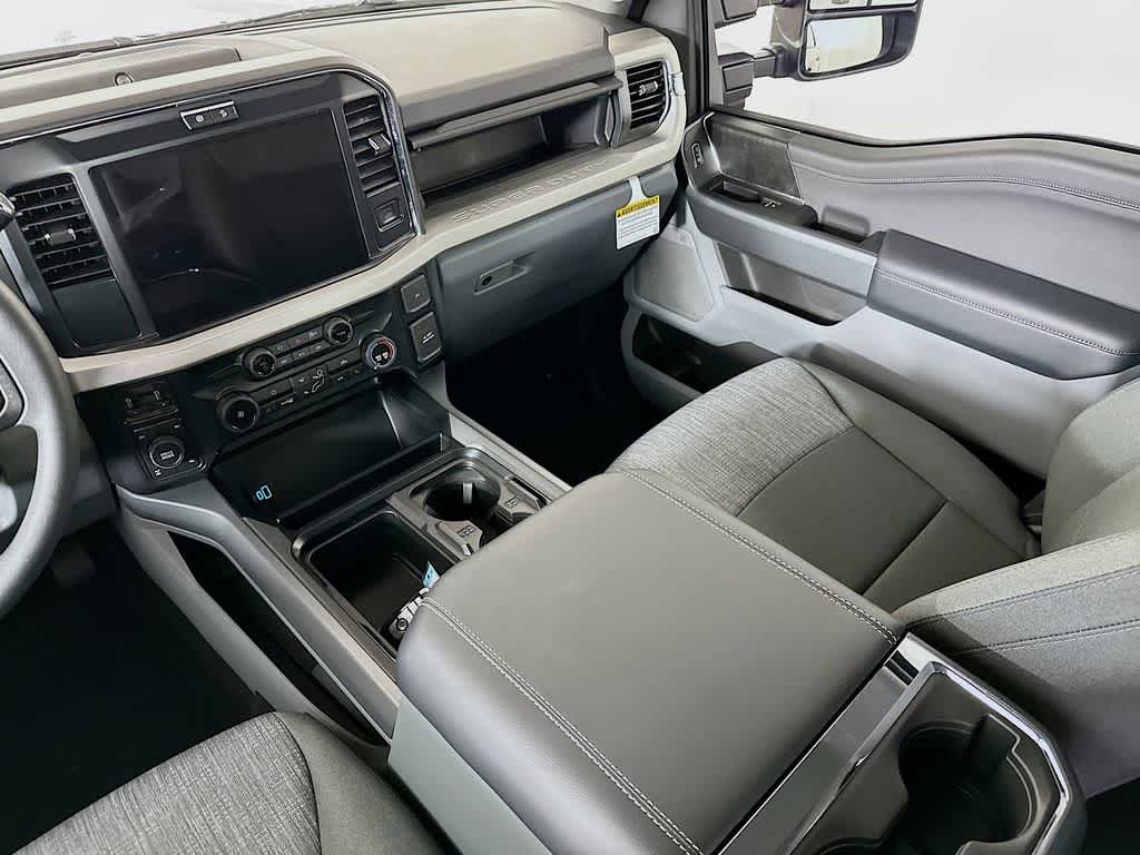 Thumbnail: 2026 Ford F-250 - 11