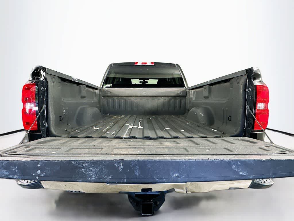 Thumbnail: 2018 Chevrolet Silverado 2500 - 20